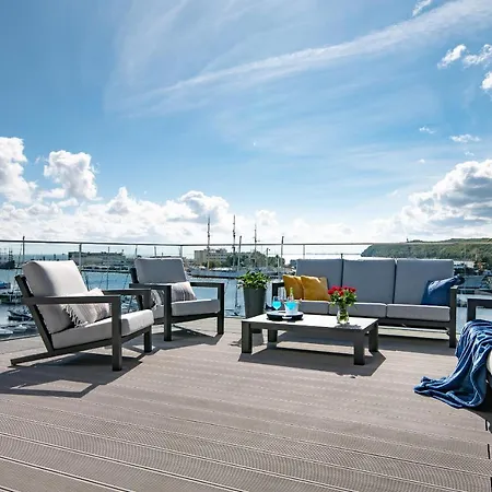 Yacht Park Premium Sea View Apartman